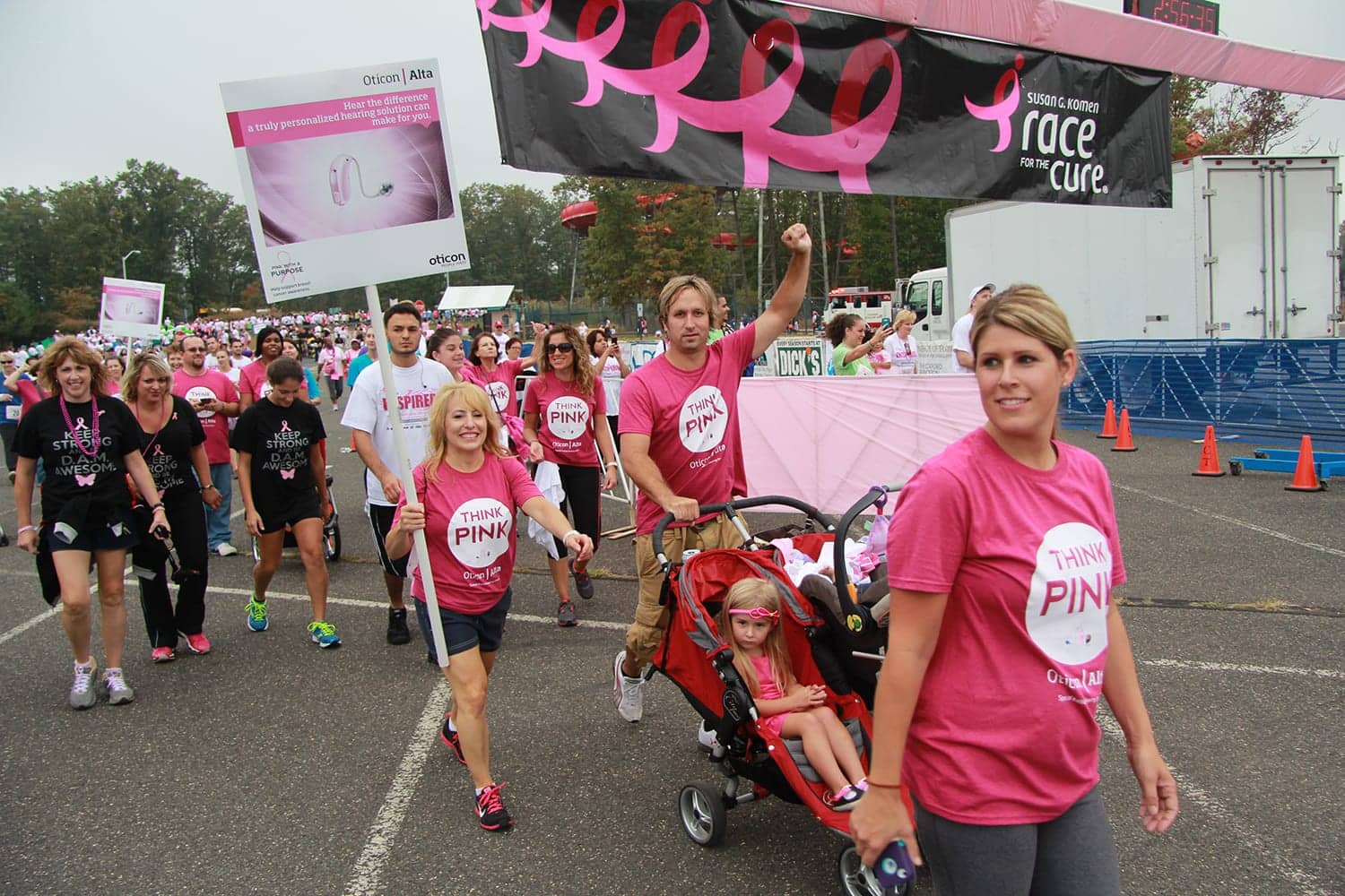 OticonEmployeesatBreastCancerWalk 2