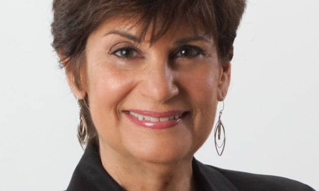 Rita Chaiken Receives Salus University Audiology Alumnus of the Year Award