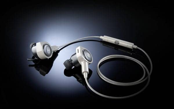 New Earphones Provide Binaural Sound, Like Your Ears