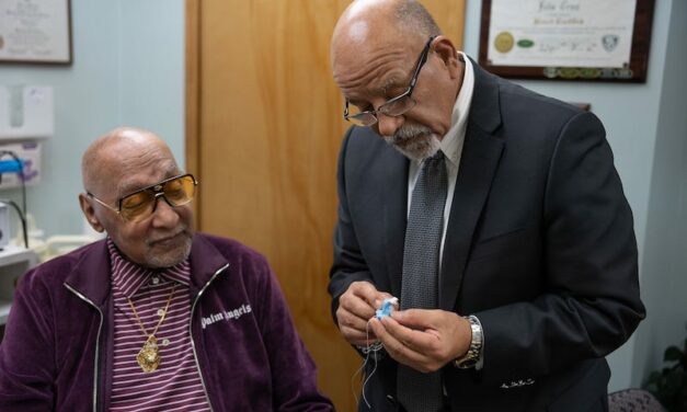 Motown Singer Adopts Widex Moment Hearing Aids