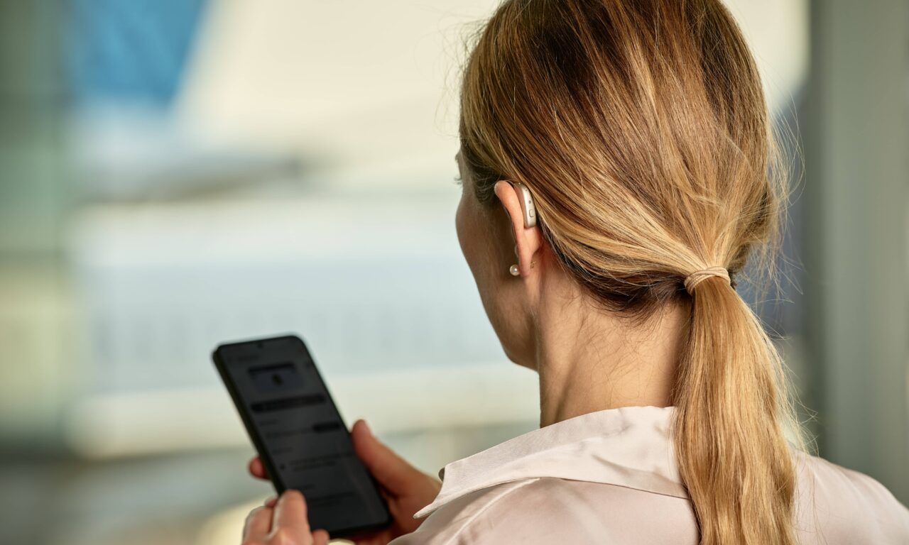 Frankfurt Airport Begins Trial of Auracast Broadcast Audio for Public Announcements