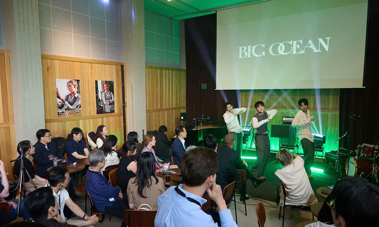 GN Showcases Auracast at World Congress of Audiology, Releases Data on Hearing Loss Stigma
